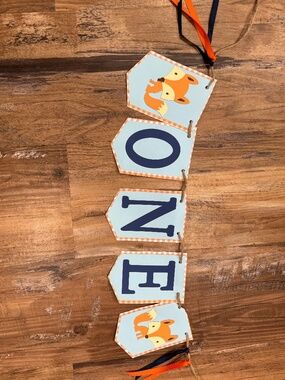 ONE Highchair Banner